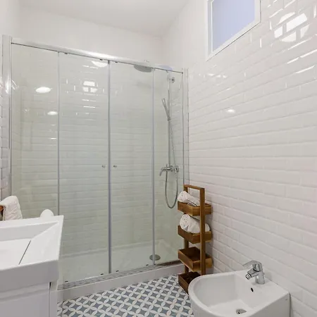 White & Blue Vintage In Graca Appartamento Lisbona