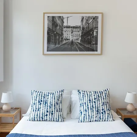 White & Blue Vintage In Graca