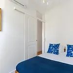 Art Gallery Graça 2br With Blue Tiles&river View *