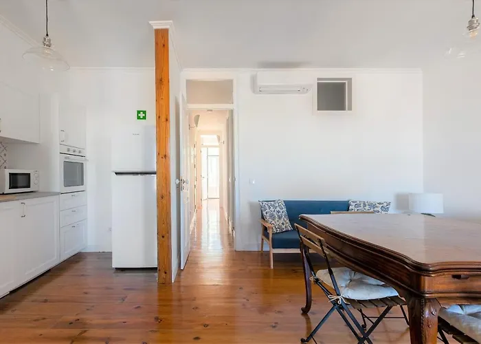 White&blue Vintage In Graça *