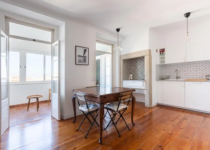 White&blue Vintage In Graça *